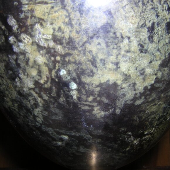 Metal Urn - Brass-tone Cover with Marbled Green Base-Vintage - Picture 3 of 6